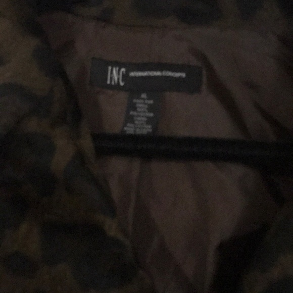 Jacket - Picture 3 of 4